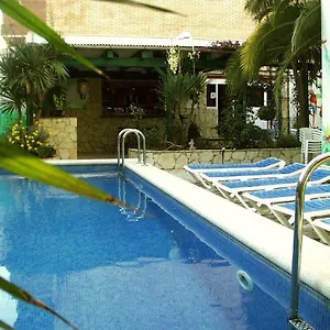Marbella Hotel Roses
